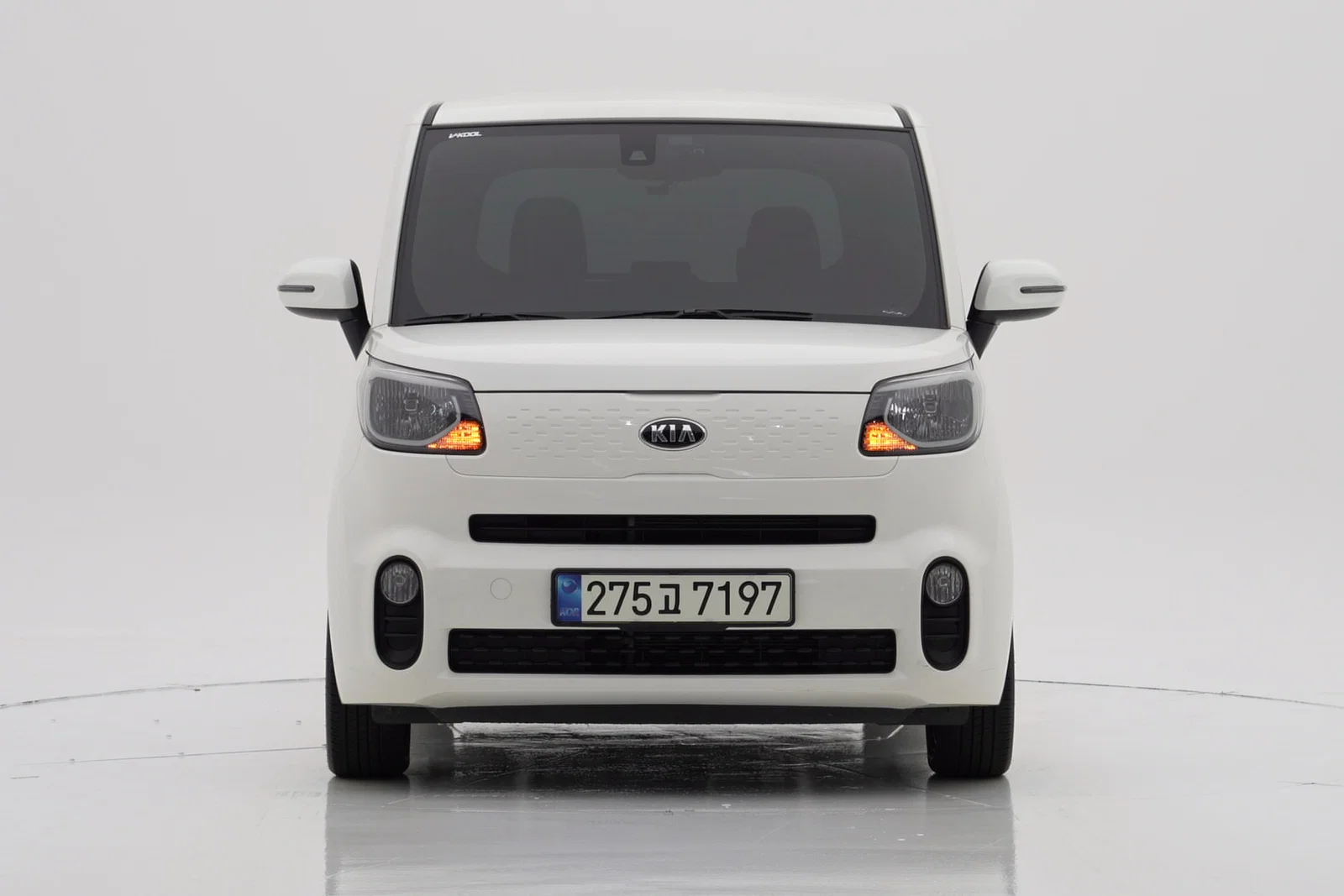 Car main view
